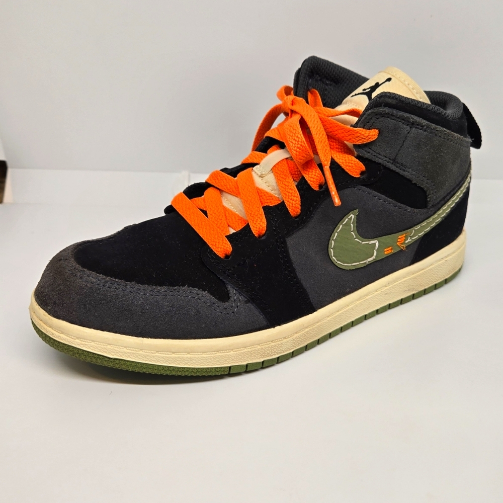 Jordan 1 Mid SE Craft Big Kids